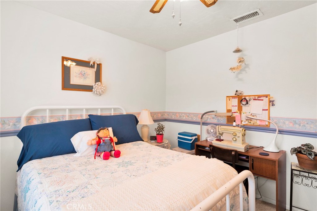 17994 Pine Street Property Photo 38