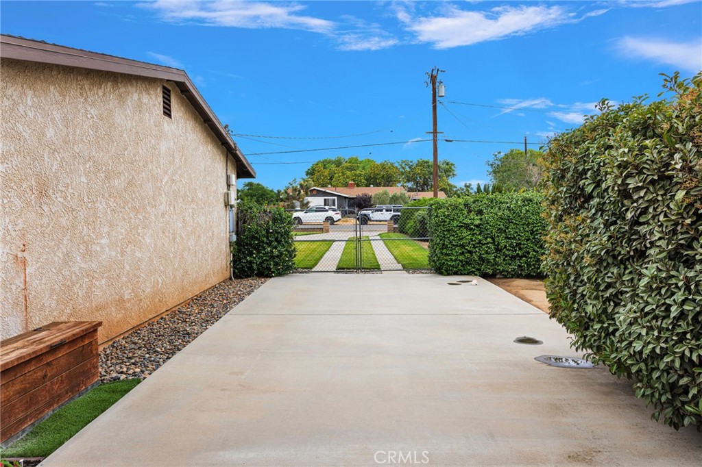 17994 Pine Street Property Photo 51