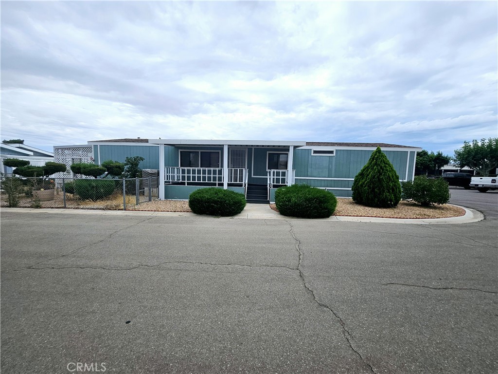 9161 Santa Fe E 20 Property Photo 2
