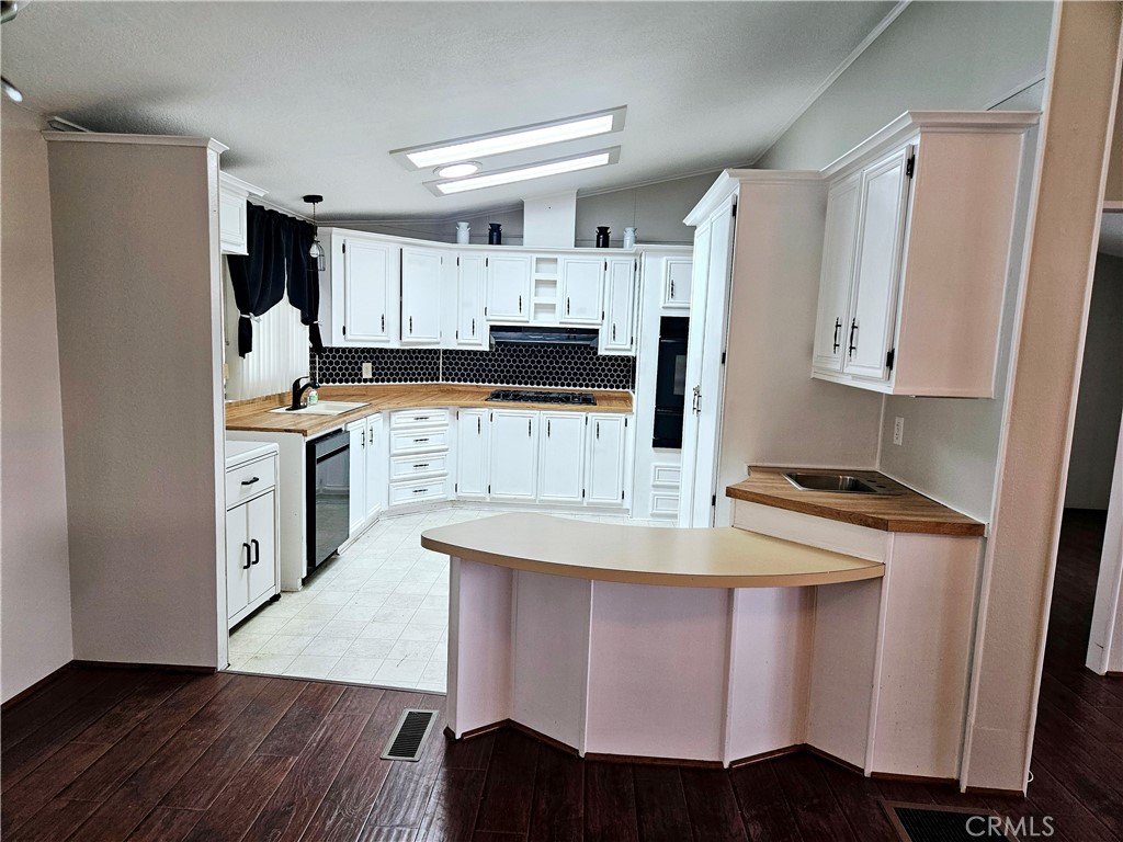 9161 Santa Fe E 20 Property Photo 14