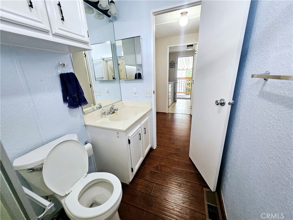 9161 Santa Fe E 20 Property Photo 32