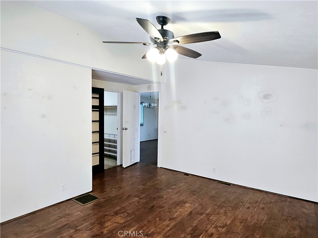9161 Santa Fe E 20 Property Photo 36