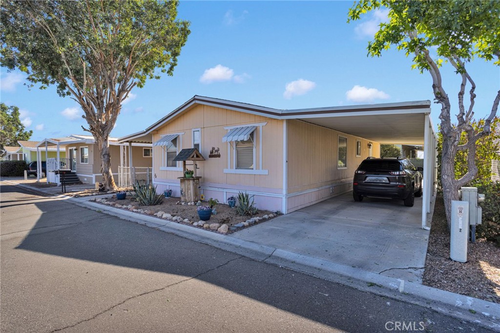 9161 Santa Fe E 72 Property Photo 2