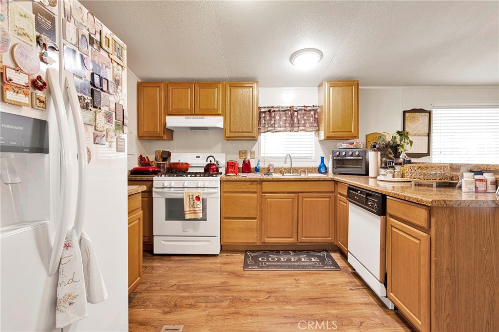 9161 Santa Fe E 72 Property Photo 6