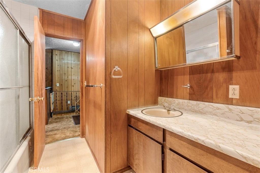 1056 Lark Property Photo 15