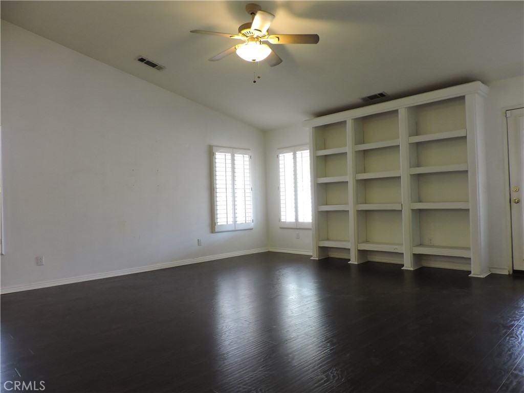 14733 Ladybird Property Photo 9