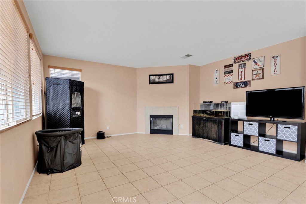 12419 Ojo Caliente Property Photo 4
