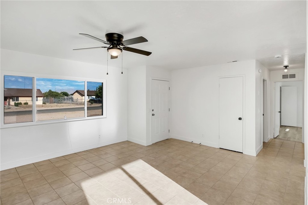 10690 Cypress Property Photo 4