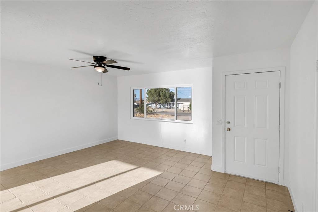 10690 Cypress Property Photo 5