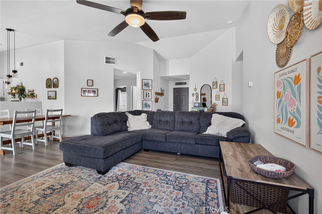 11052 Desert Rose Property Photo 10