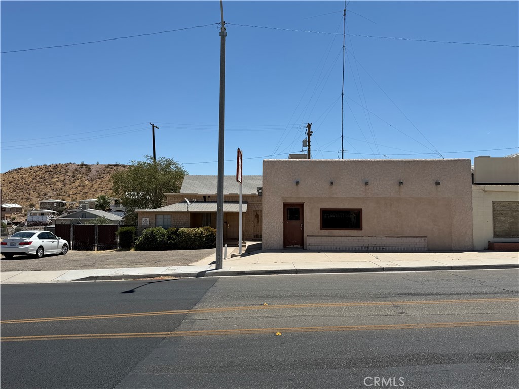 219 N 1st Avenue Property Photo 2