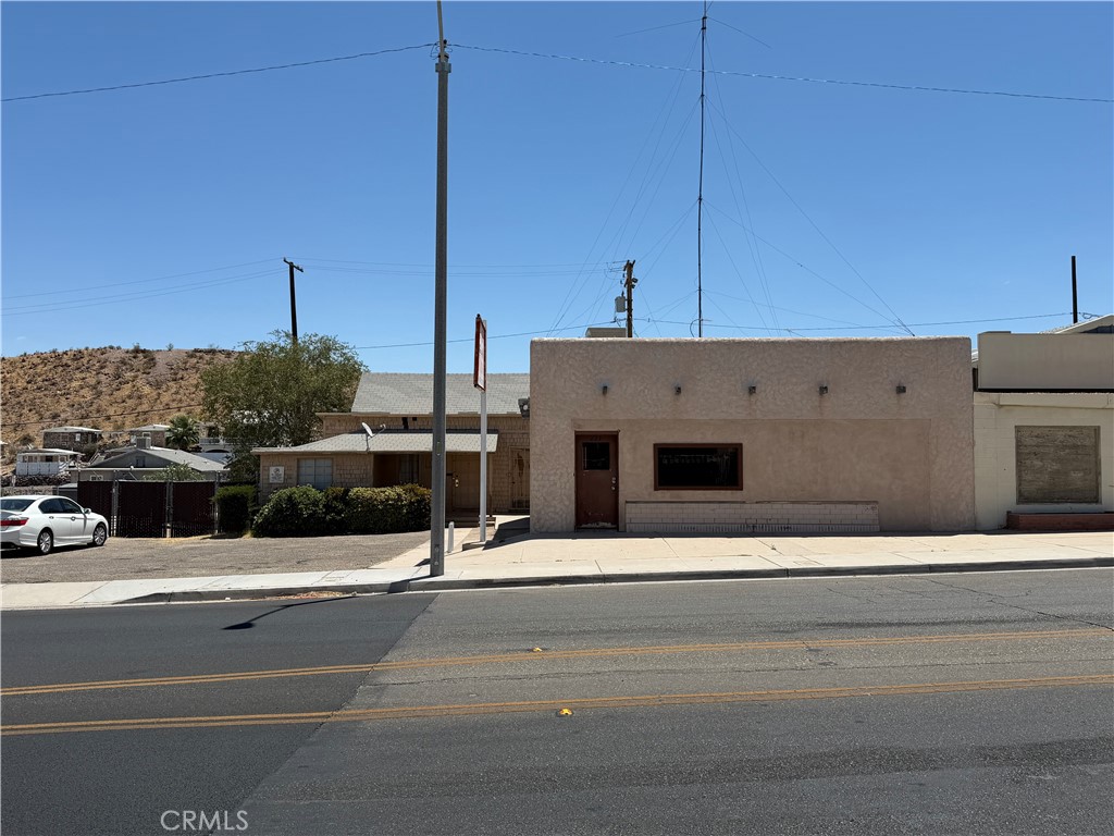 219 N 1st Avenue Property Photo 4