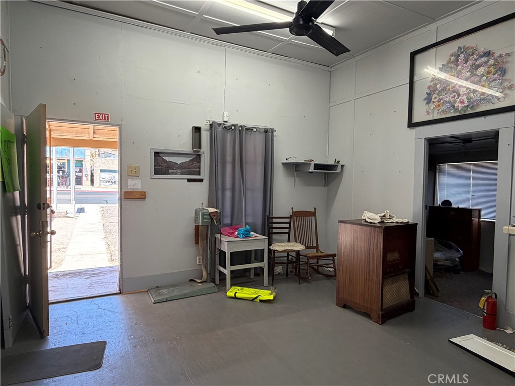 219 N 1st Avenue Property Photo 12