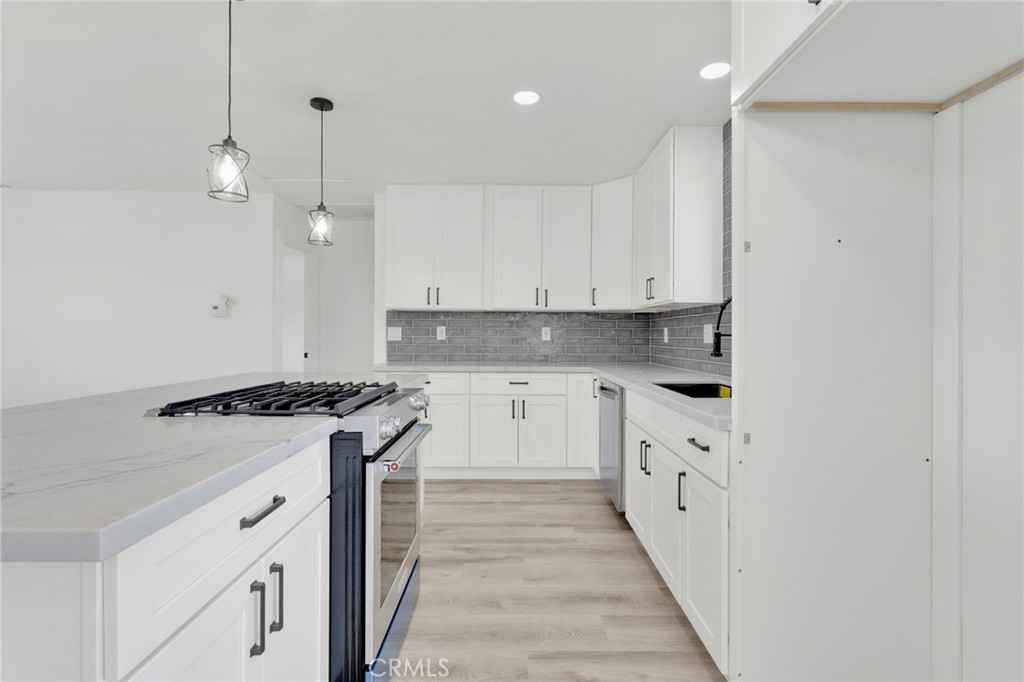 18282 Manzanita Property Photo 18