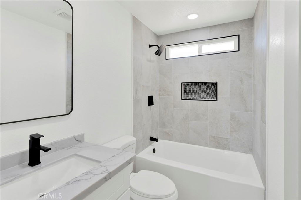 18282 Manzanita Property Photo 25