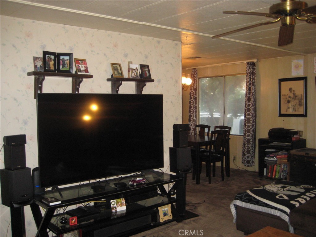 9241 C Avenue 1 Property Photo 5