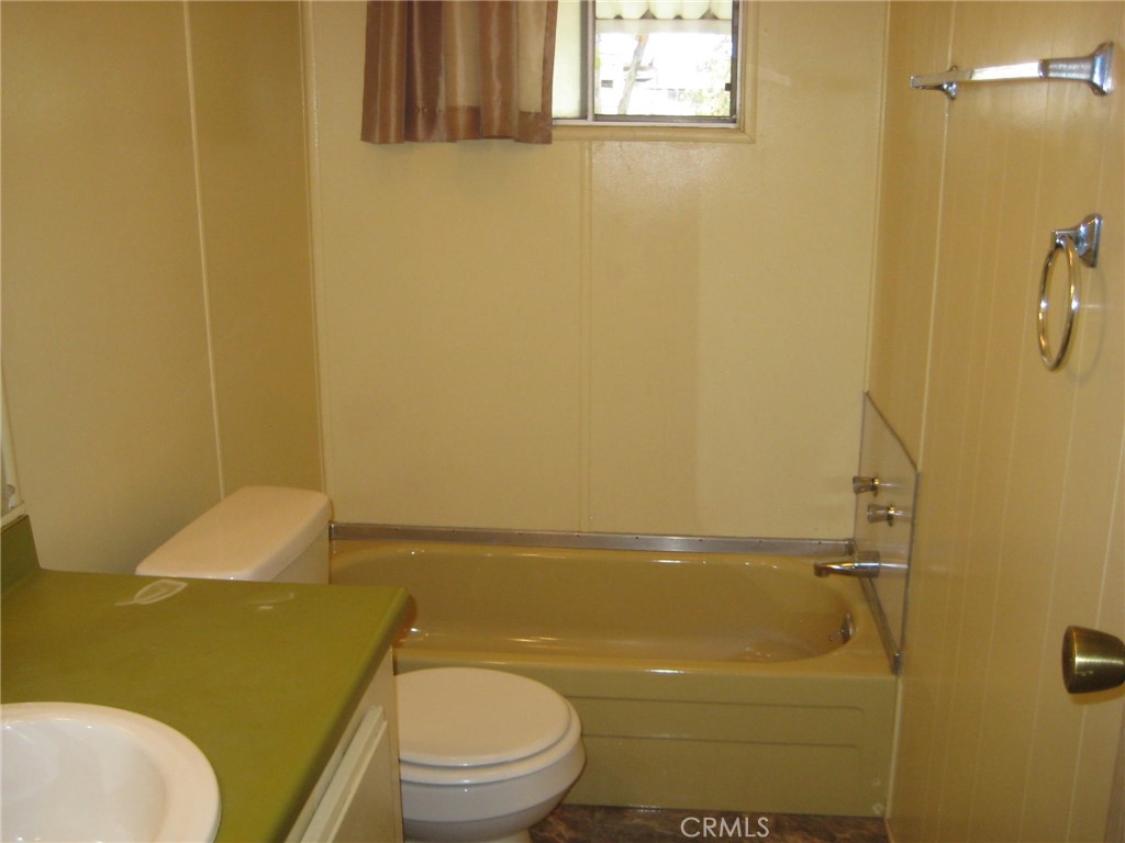 9241 C Avenue 1 Property Photo 15