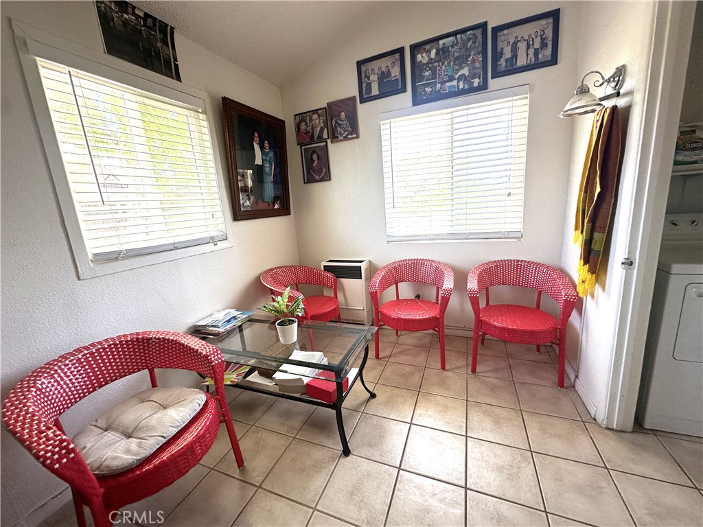 16116 Cajon Property Photo 10
