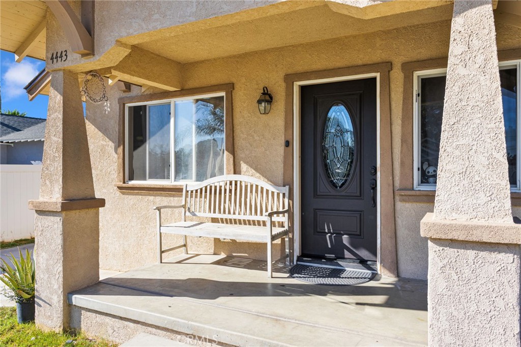 4443 Highland Place Property Photo 5