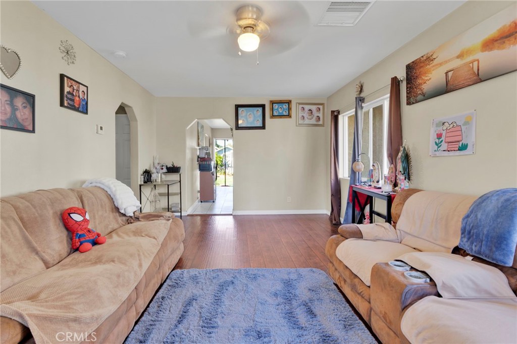 4443 Highland Place Property Photo 6