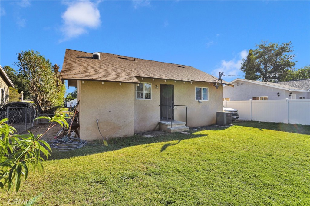 4443 Highland Place Property Photo 30