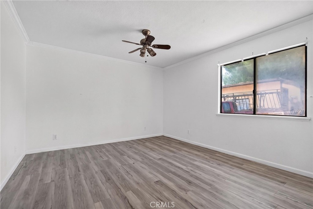 18725 Vine Property Photo 14