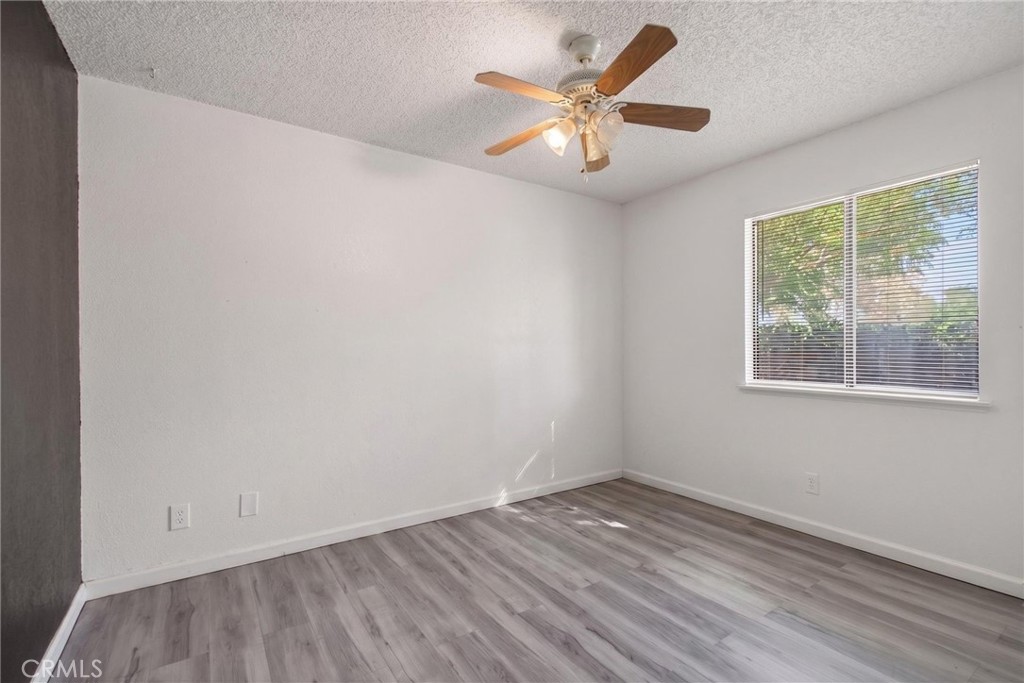 18725 Vine Property Photo 23