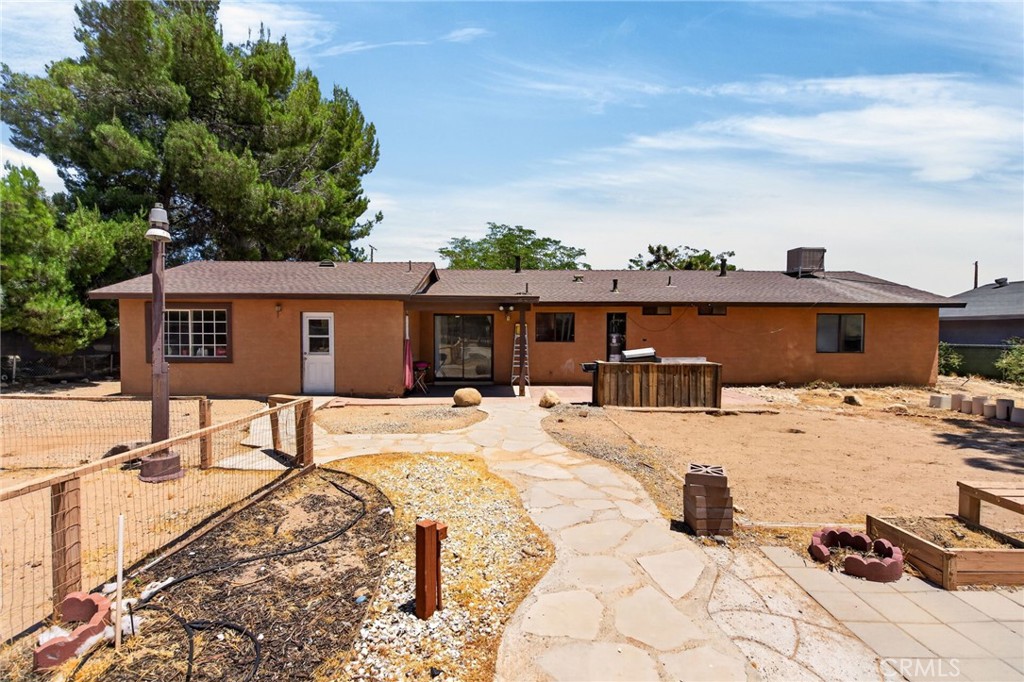 18725 Vine Property Photo 26