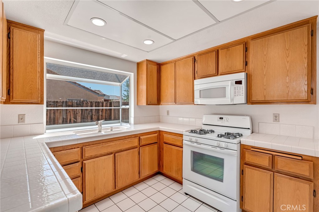2630 Via Genova Property Photo 13