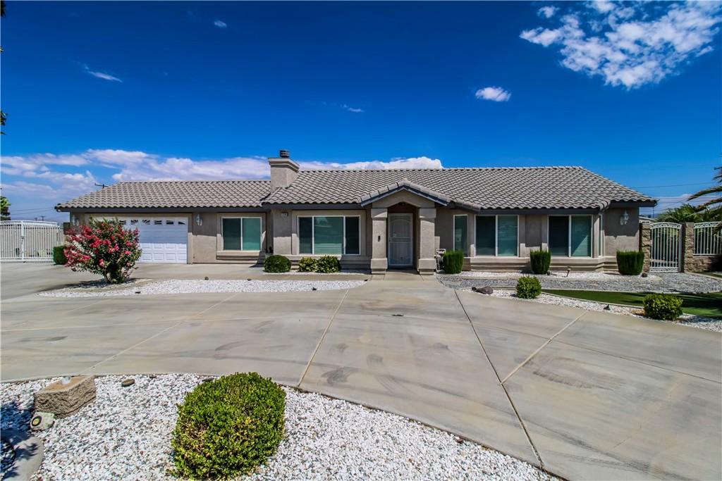 13281 El Rio Road Property Photo 1