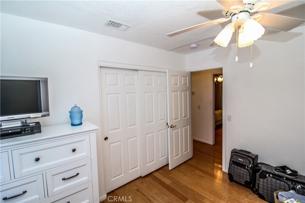 13281 El Rio Road Property Photo 15