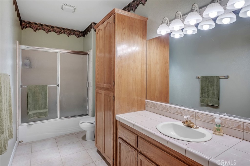 6955 Oak View Court Property Photo 16
