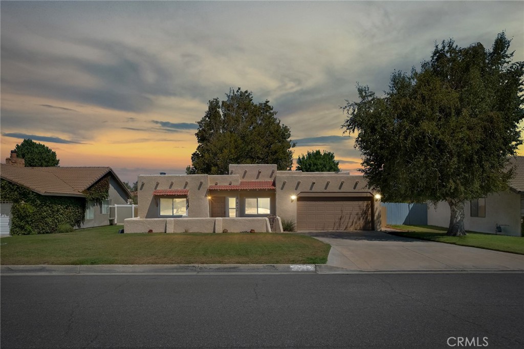 18440 Mountain Meadows Drive Property Photo 1