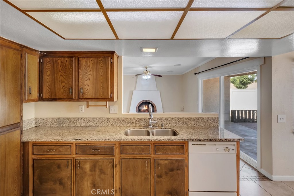 18440 Mountain Meadows Drive Property Photo 16