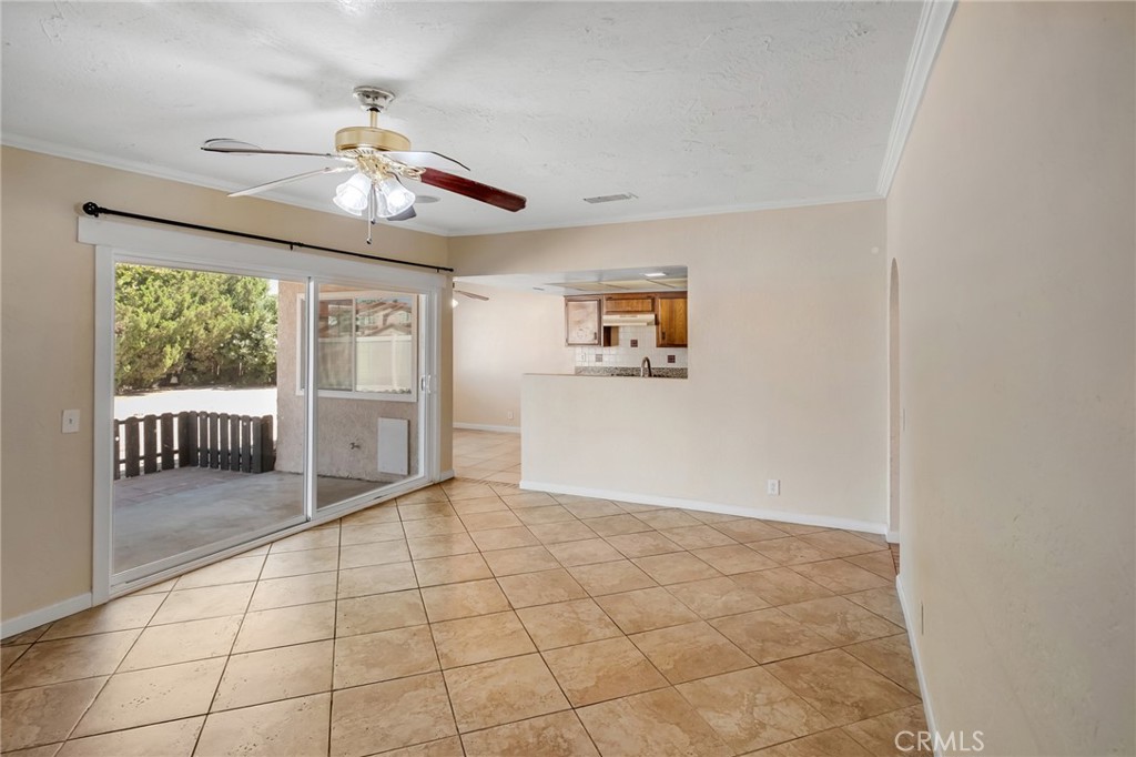 18440 Mountain Meadows Drive Property Photo 19
