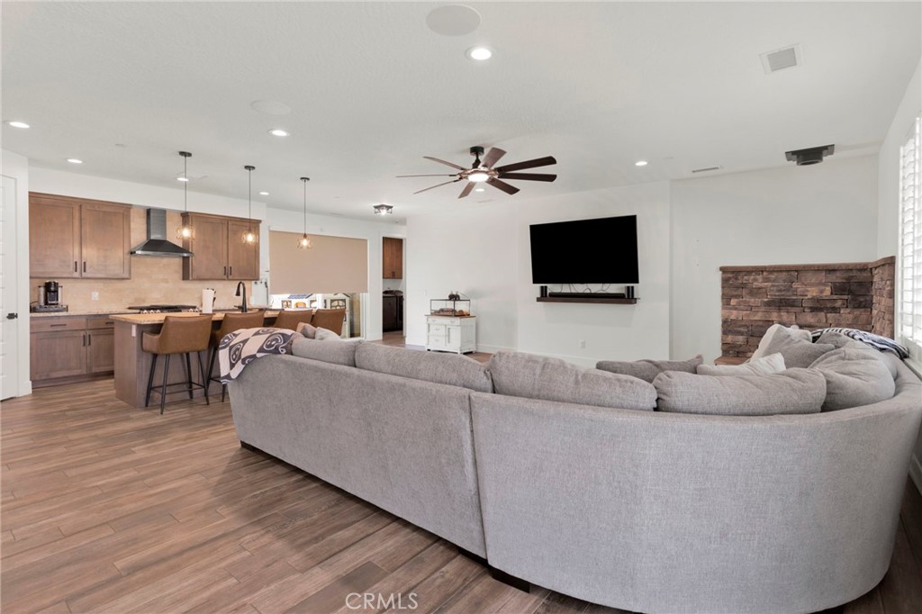 16160 Tenaya Property Photo 6