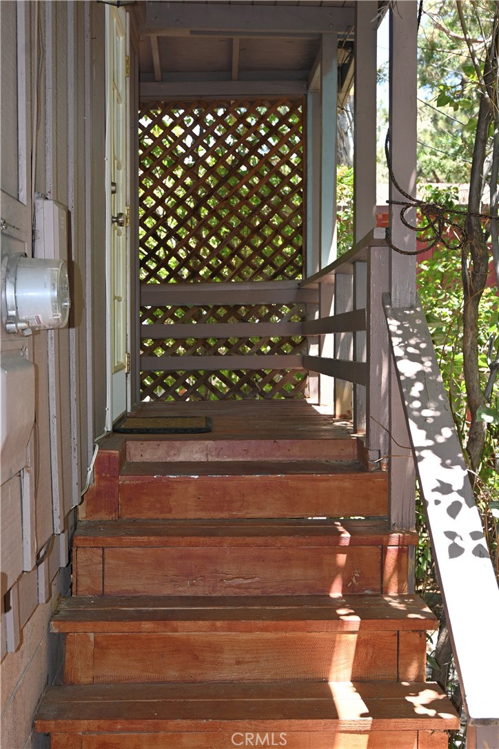 1628 Thrush Property Photo 45