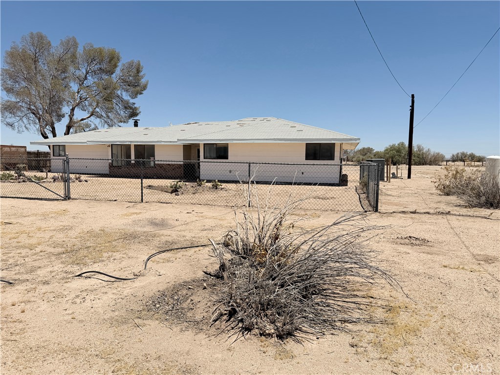 30819 Athol Property Photo 1