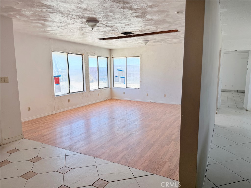 30819 Athol Property Photo 12