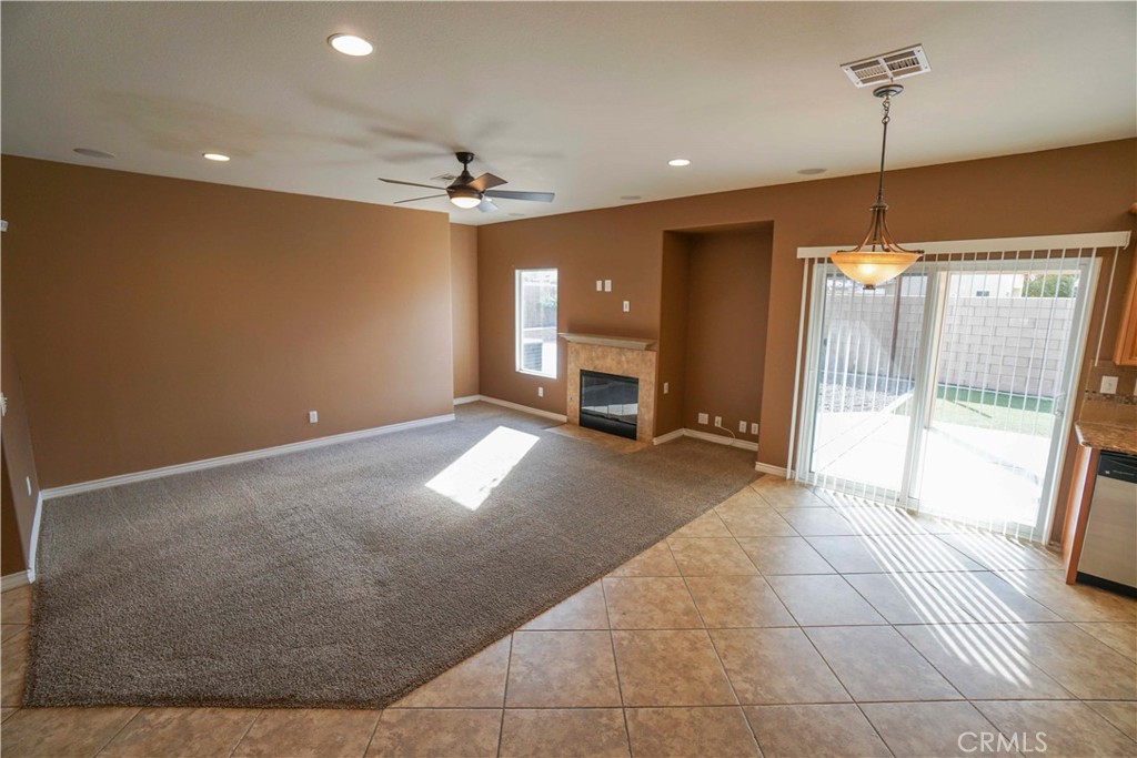 13036 Evanston Property Photo 4