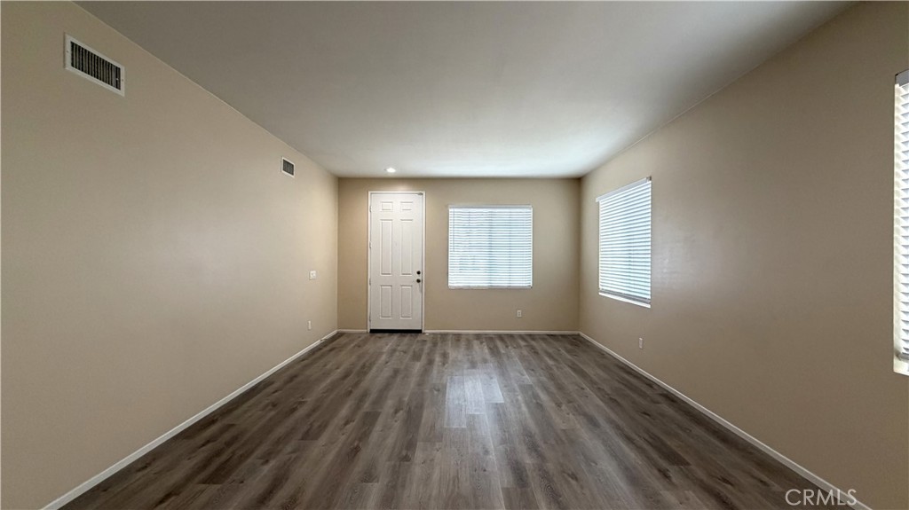 10258 Susan Property Photo 3