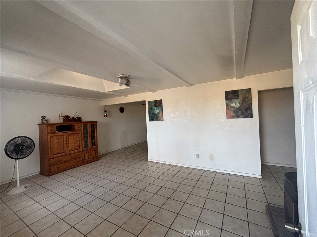 15026 Richmond Avenue Property Photo 4