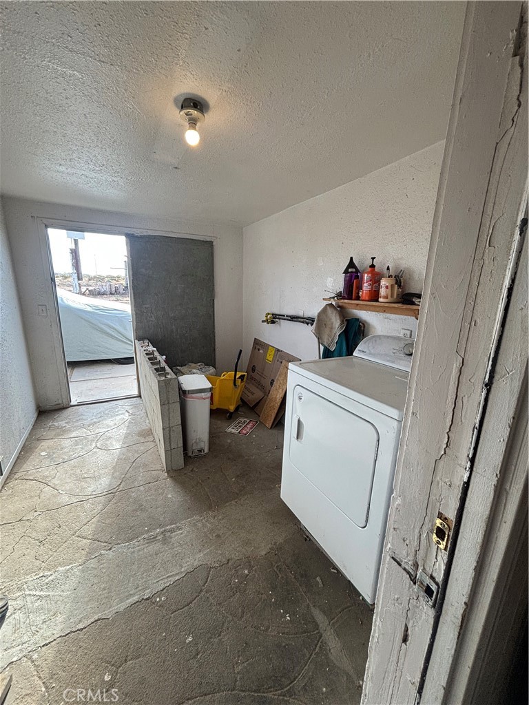 15026 Richmond Avenue Property Photo 11