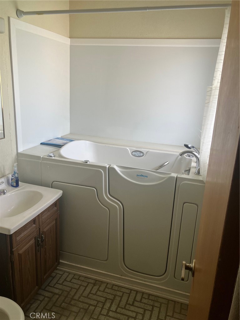 37111 Tripoli Property Photo 10