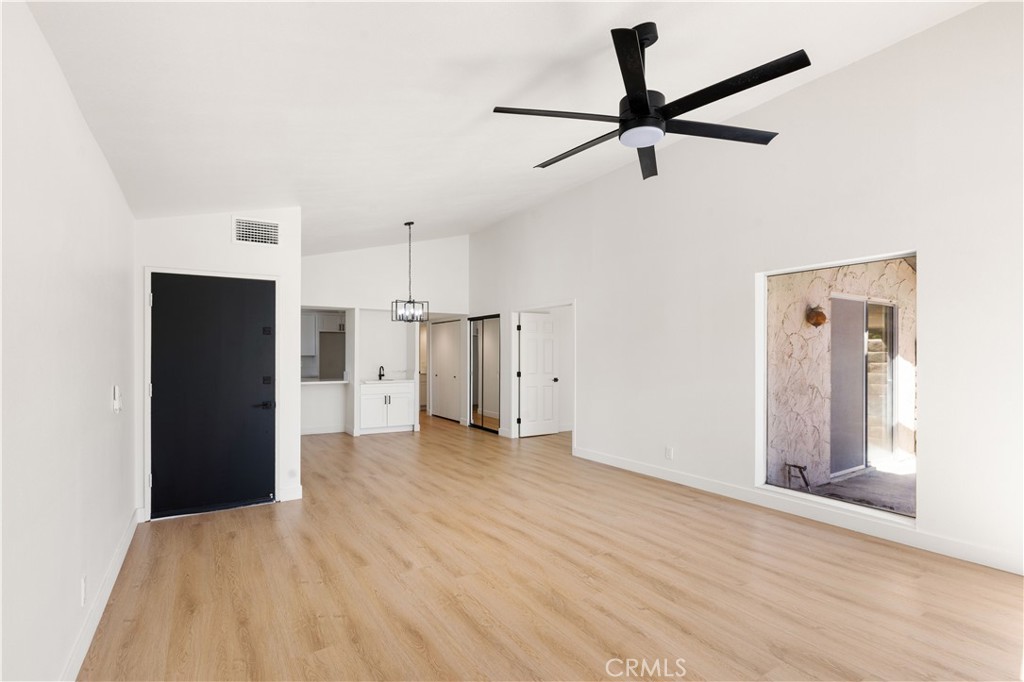 82151 Waring Way Property Photo 3