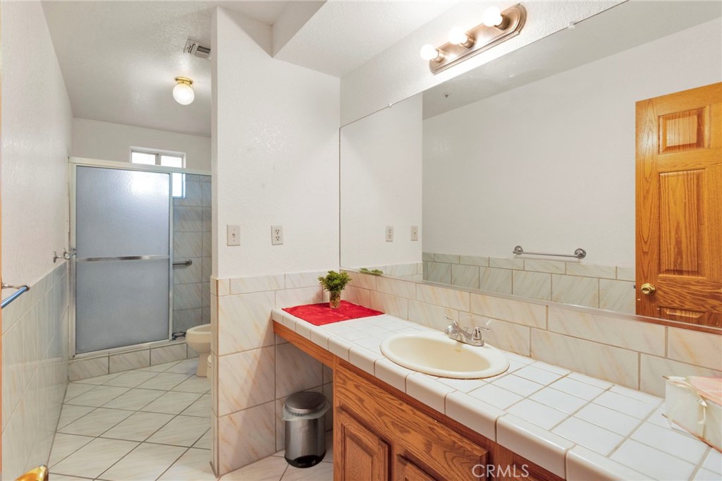 7685 Hilton Property Photo 10