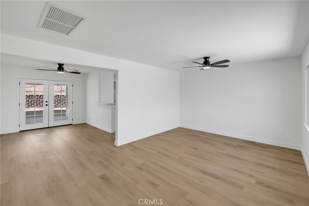 530 Kelly Property Photo 3