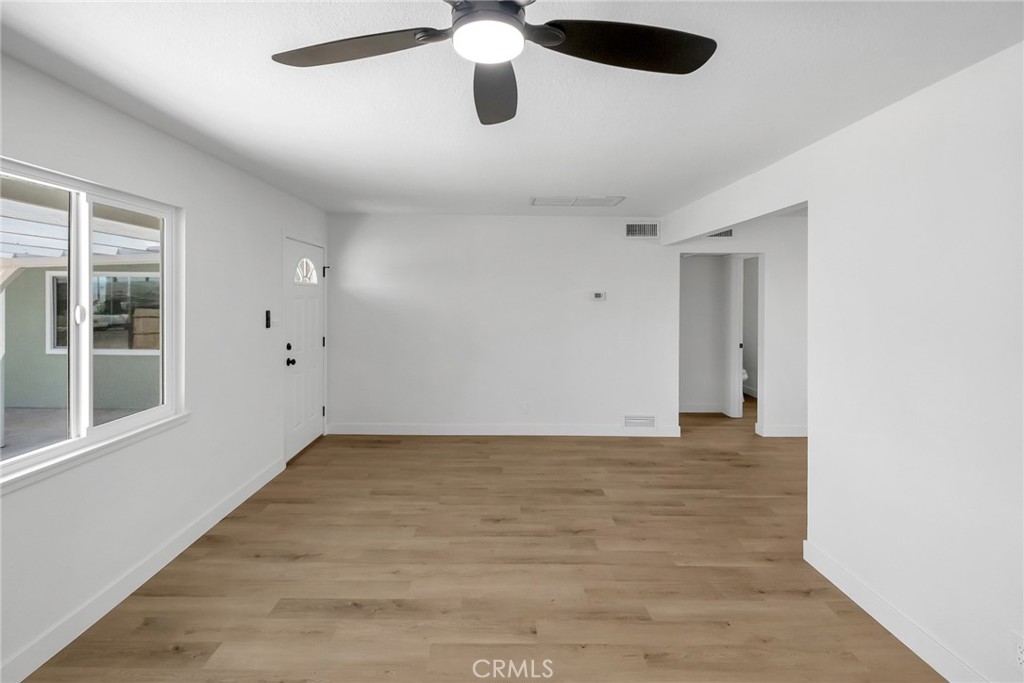 530 Kelly Property Photo 4