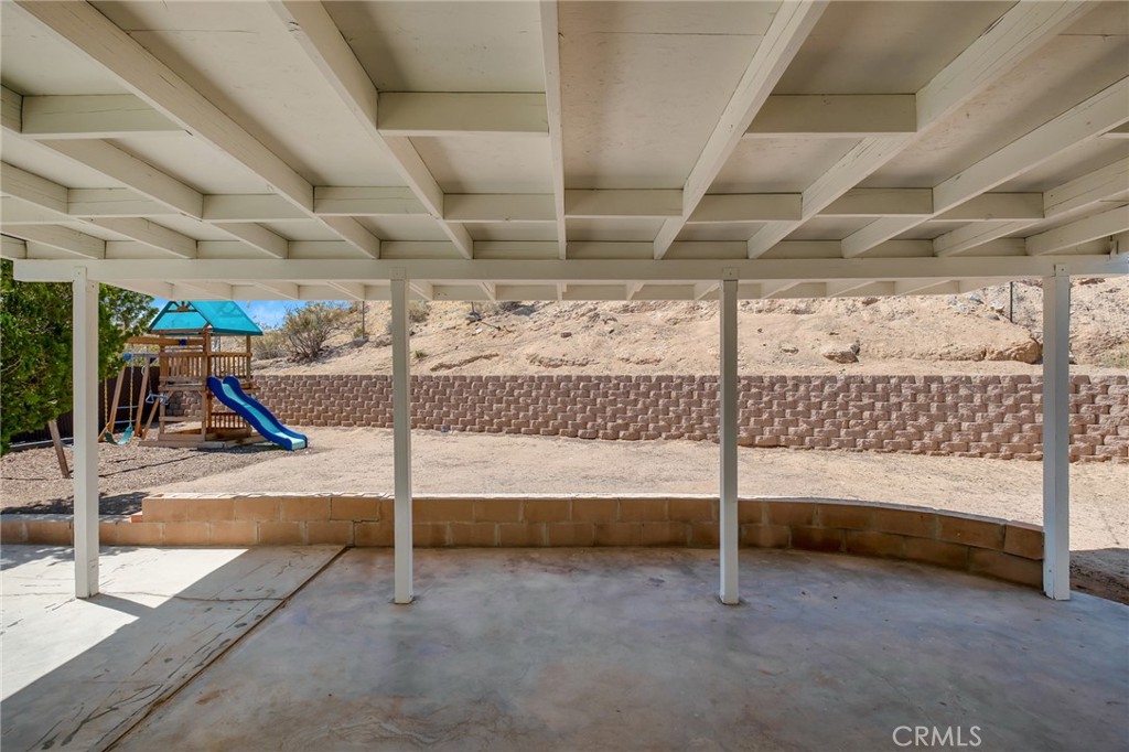 530 Kelly Property Photo 23