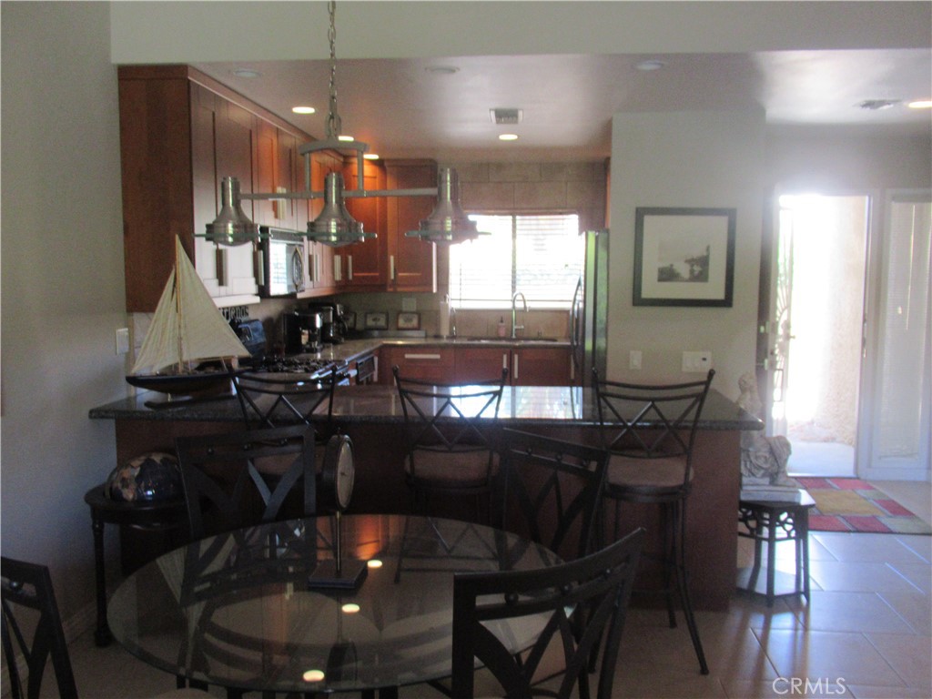 1152 Tiffany Circle N Property Photo 17